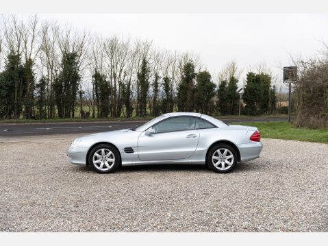 Mercedes-Benz SL Series 500 93