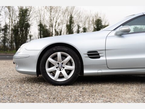 Mercedes-Benz SL Series 500 96