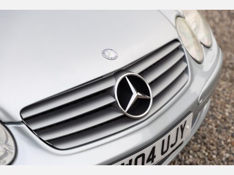 Mercedes-Benz SL Series 500 106