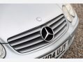 Mercedes-Benz SL Series 500 106