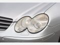 Mercedes-Benz SL Series 500 107