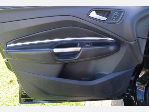 Ford Kuga VIGNALE TDCI 19