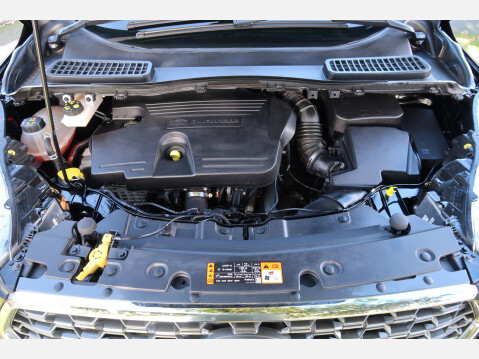 Ford Kuga VIGNALE TDCI 48