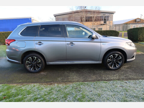 Mitsubishi Outlander PHEV GX 4H 15
