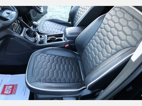 Ford Kuga VIGNALE TDCI 27