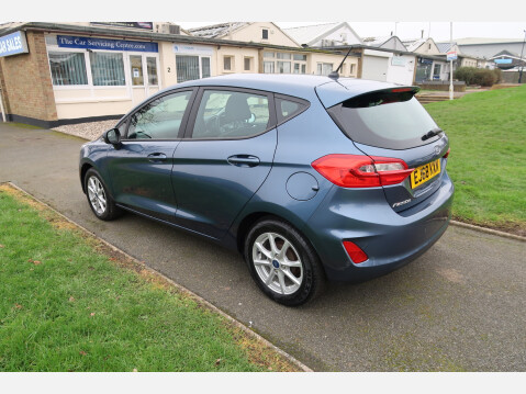 Ford Fiesta ZETEC 9