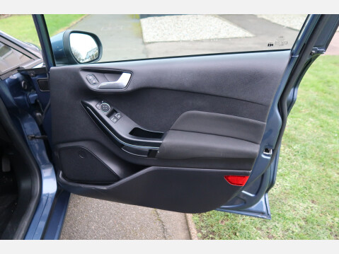Ford Fiesta ZETEC 17
