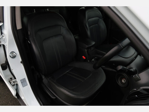 Kia Sportage CRDI 3 SAT NAV 22