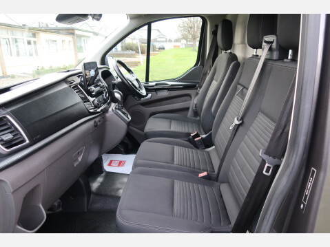 Ford Transit Custom 340 LIMITED P/V ECOBLUE 26