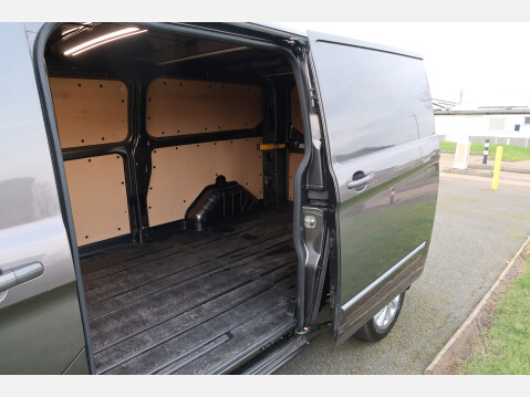 Ford Transit Custom 340 LIMITED P/V ECOBLUE 28