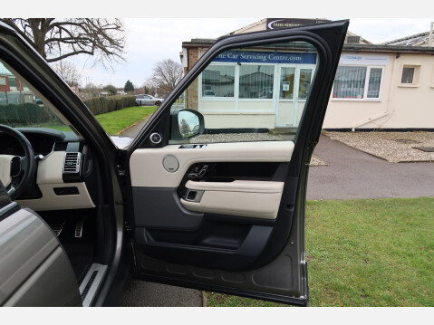 Land Rover Range Rover WESTMINSTER MHEV 21