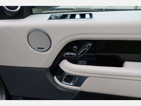 Land Rover Range Rover WESTMINSTER MHEV 24