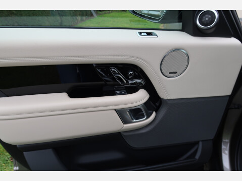 Land Rover Range Rover WESTMINSTER MHEV 27