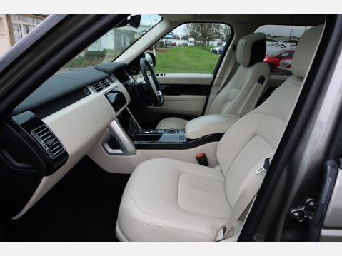 Land Rover Range Rover WESTMINSTER MHEV 28