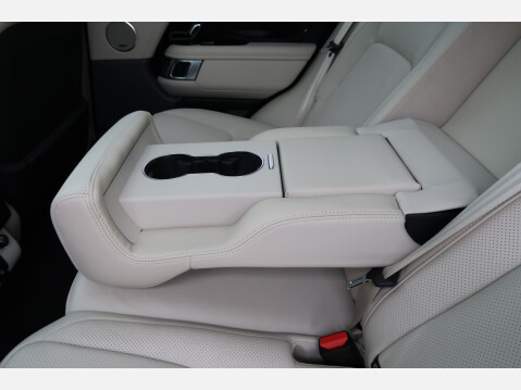Land Rover Range Rover WESTMINSTER MHEV 31