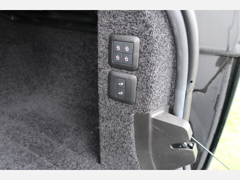 Land Rover Range Rover WESTMINSTER MHEV 41