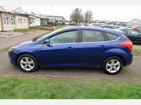 Ford Focus ZETEC 8