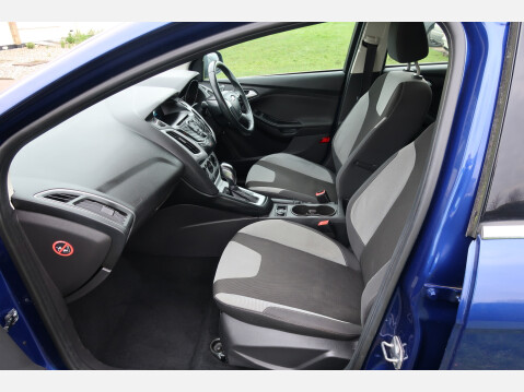 Ford Focus ZETEC 26