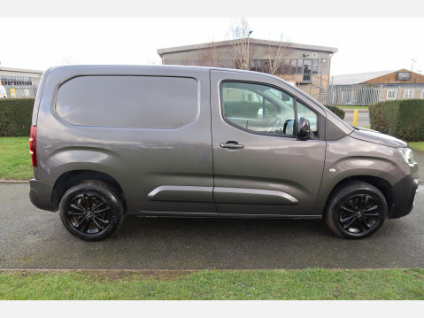 Citroen Berlingo 1000 DRIVER M BLUEHDI 16