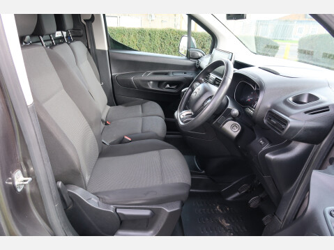 Citroen Berlingo 1000 DRIVER M BLUEHDI 23