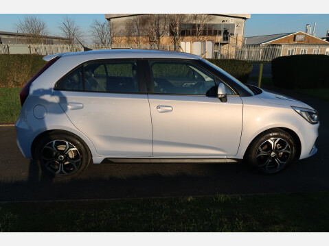 MG MG3 EXCLUSIVE NAV VTI-TECH 16
