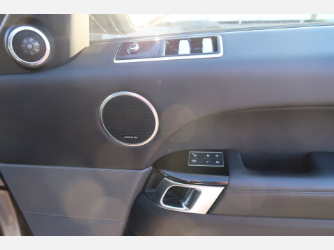 Land Rover Range Rover Sport HSE DYNAMIC 24