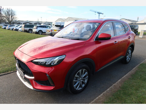 MG HS SE DCT 6