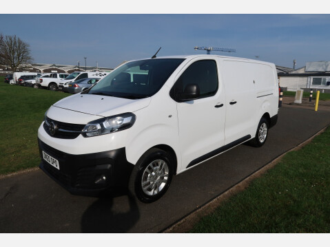 Vauxhall Vivaro L2H1 3100 DYNAMIC S/S 7