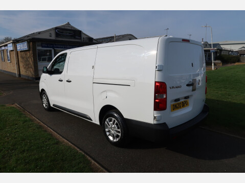 Vauxhall Vivaro L2H1 3100 DYNAMIC S/S 11