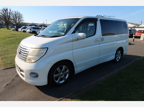 Nissan Elgrand Highway Star 7