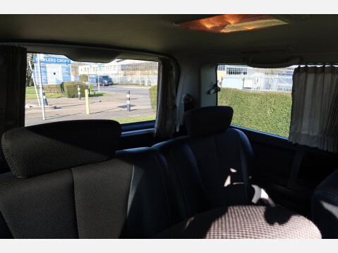 Nissan Elgrand Highway Star 33
