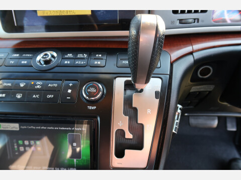 Nissan Elgrand Highway Star 46