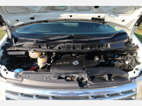 Nissan Elgrand Highway Star 65