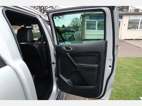 Ford Ranger WILDTRAK ECOBLUE 29