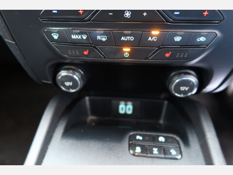 Ford Ranger WILDTRAK ECOBLUE 38