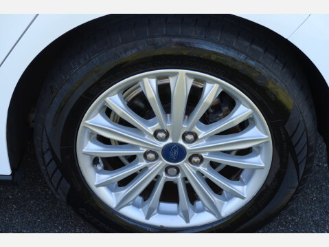 Ford Focus TITANIUM 19