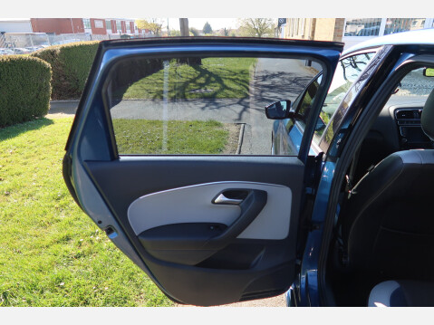 Volkswagen Polo BLUEGT DSG 27
