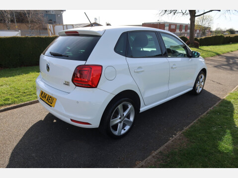 Volkswagen Polo SEL TSI DSG 13