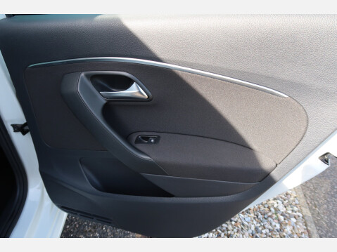 Volkswagen Polo SEL TSI DSG 20