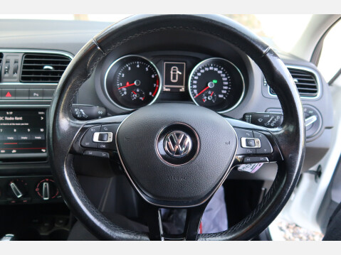 Volkswagen Polo SEL TSI DSG 40