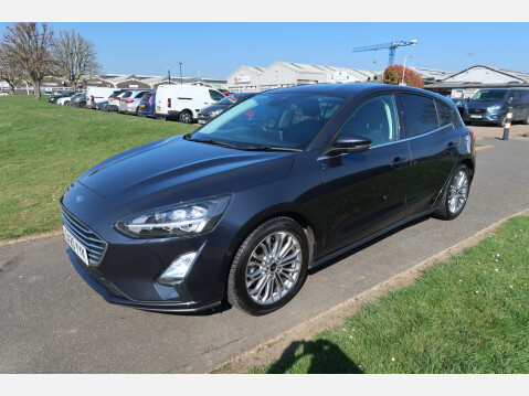 Ford Focus TITANIUM X 7