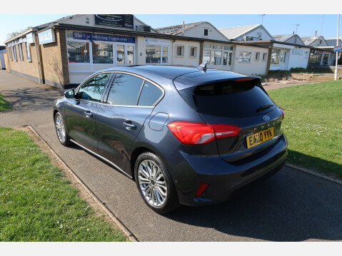 Ford Focus TITANIUM X 11