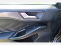 Ford Focus TITANIUM X 26