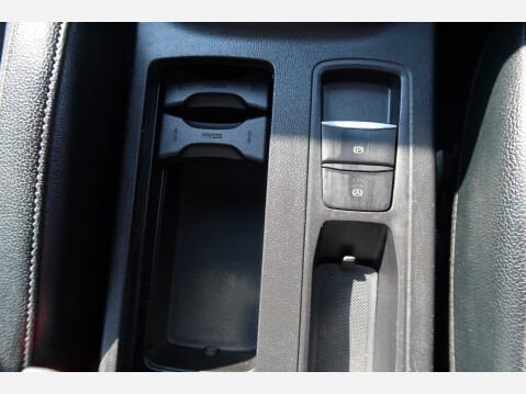 Ford Focus TITANIUM X 38