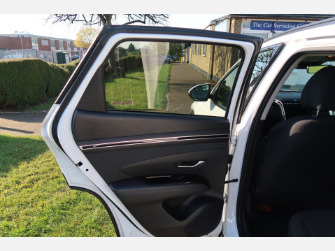 Hyundai TUCSON T-GDI SE CONNECT 27