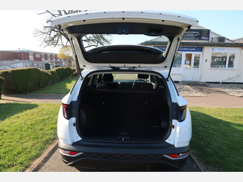 Hyundai TUCSON T-GDI SE CONNECT 31