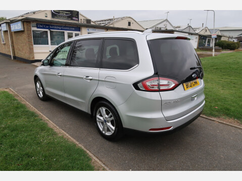 Ford Galaxy TITANIUM ECOBLUE 11