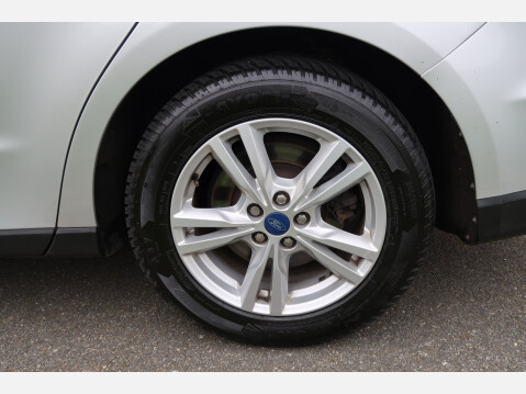 Ford Galaxy TITANIUM ECOBLUE 19