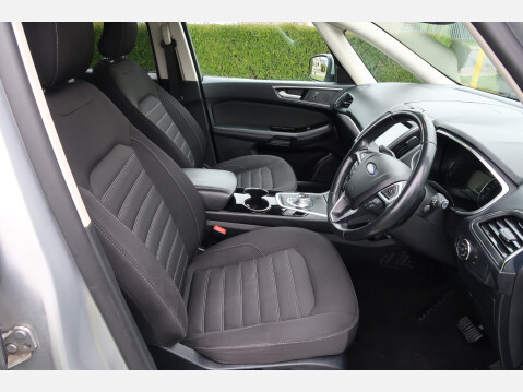 Ford Galaxy TITANIUM ECOBLUE 23
