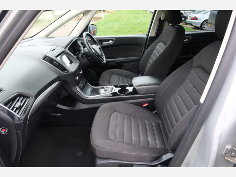 Ford Galaxy TITANIUM ECOBLUE 26